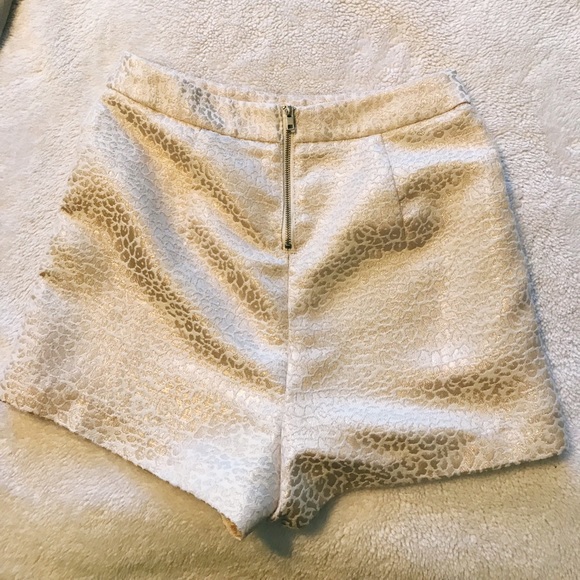 High waisted glitter leopard shorts - Picture 2 of 3